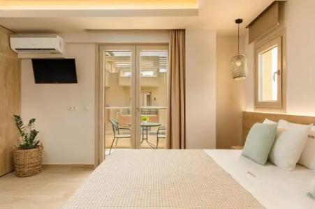Makris Luxury Rooms - 39