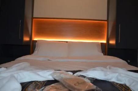 VAMA OTEL TAXIM - 13