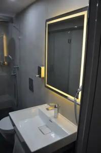 VAMA OTEL TAXIM - 52