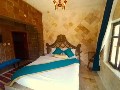 stone age cappadocia - 39