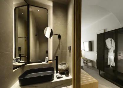 Radisson Blu Zaffron Resort, Santorini - 6