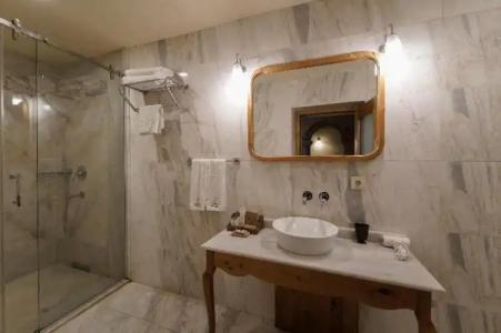 Luxury Cratus Stone Palace - 115