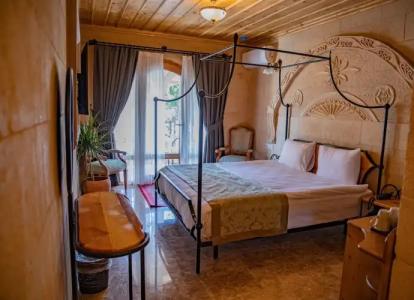 Luxury Cratus Stone Palace - 71