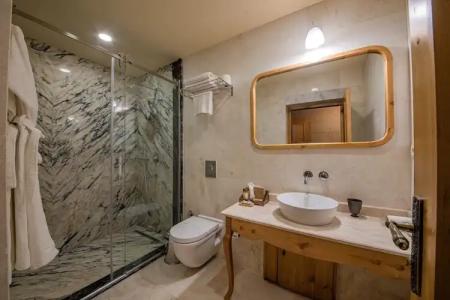 Luxury Cratus Stone Palace - 82