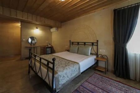 Luxury Cratus Stone Palace - 62