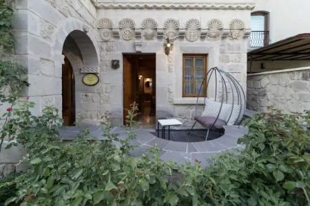 Luxury Cratus Stone Palace - 36