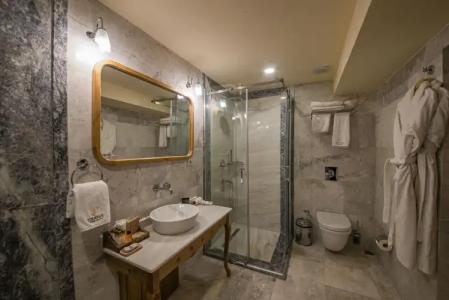 Luxury Cratus Stone Palace - 46