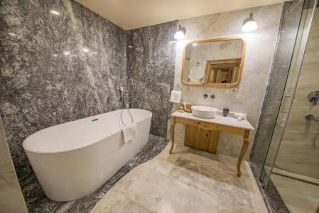 Luxury Cratus Stone Palace - 101