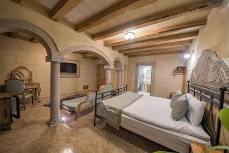 Luxury Cratus Stone Palace - 45