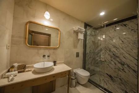 Luxury Cratus Stone Palace - 94