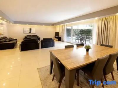 Ocean Blue Studios - 18