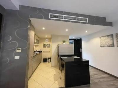 Ocean Blue Studios - 128