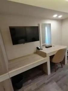 Ocean Blue Studios - 109