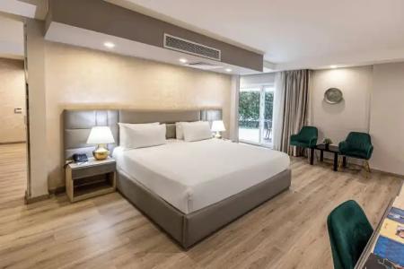 Ocean Blue Studios - 39