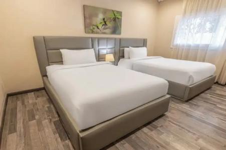 Ocean Blue Studios - 46