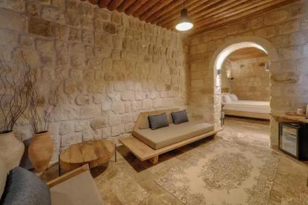 Solem Cave Suites - 27
