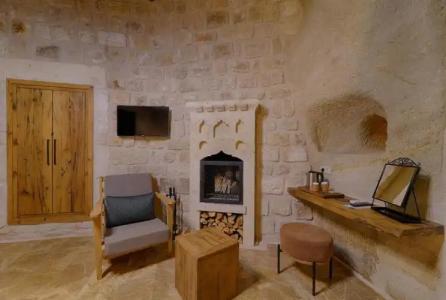 Solem Cave Suites - 22
