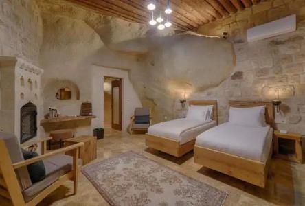 Solem Cave Suites - 21