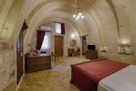 Solem Cave Suites - 15