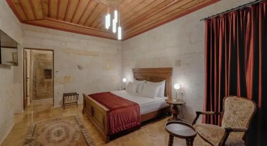 Solem Cave Suites - 36