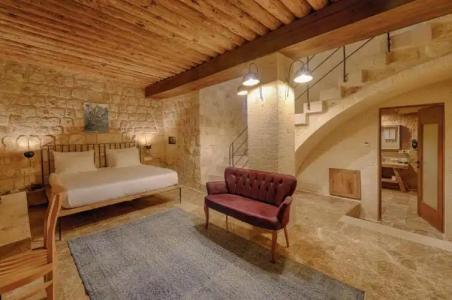 Solem Cave Suites - 31
