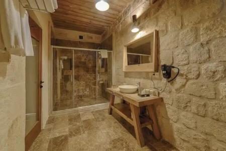 Solem Cave Suites - 6
