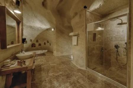 Solem Cave Suites - 42