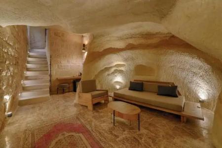 Solem Cave Suites - 29
