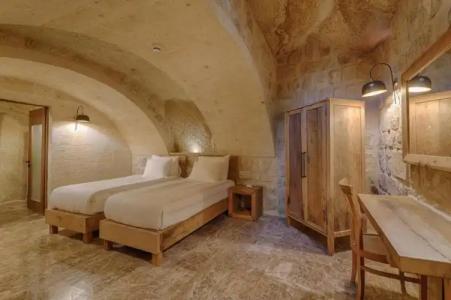Solem Cave Suites - 30