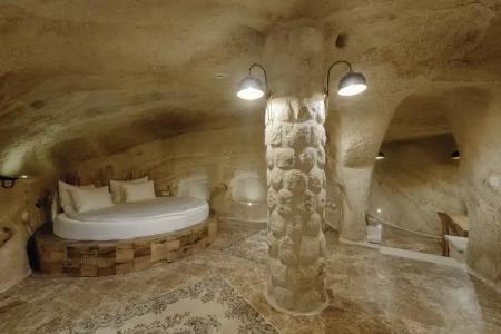 Solem Cave Suites - 40