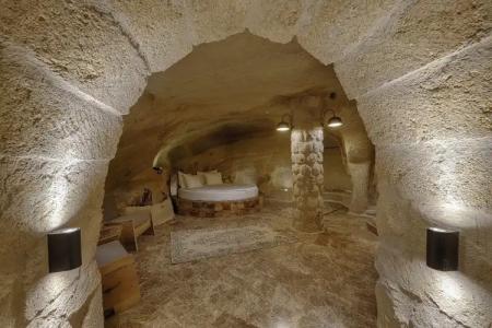 Solem Cave Suites - 43