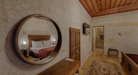 Solem Cave Suites - 39