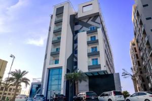 Resivation Hotel, Dubai