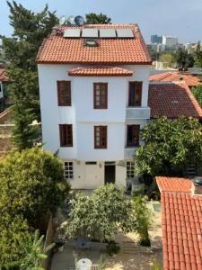 House of Good Things - 104