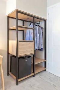 Trendy by Athens Primes - 146