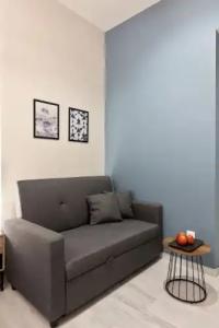 Trendy by Athens Primes - 46