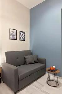 Trendy by Athens Primes - 72