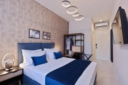 Trendy by Athens Primes - 27