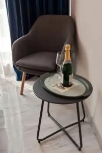 Trendy by Athens Primes - 54