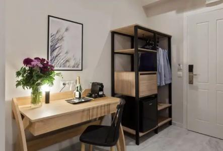 Trendy by Athens Primes - 32