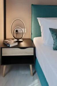 Trendy by Athens Primes - 43