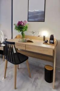 Trendy by Athens Primes - 109