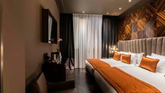 U-Visionary Roma - 123