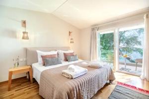 Ocean View Luxury Villa Ethra, Corfu Town