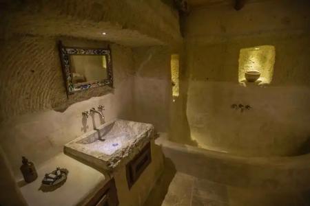 Doda Artisanal Cave - 43