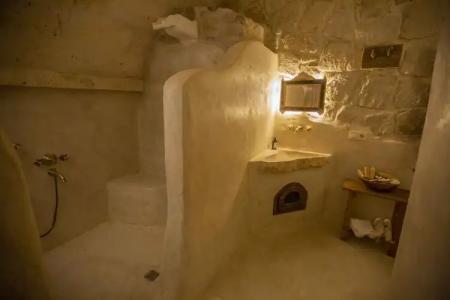 Doda Artisanal Cave - 20