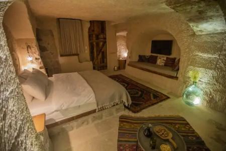 Doda Artisanal Cave - 36