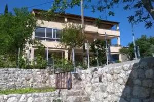 STARA OLIVA Guest house, Becici