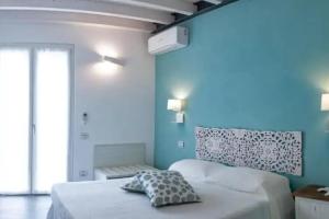 150 LatoMare, Marina di Carrara