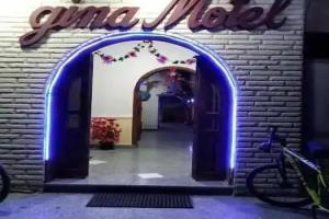 Gina Motel